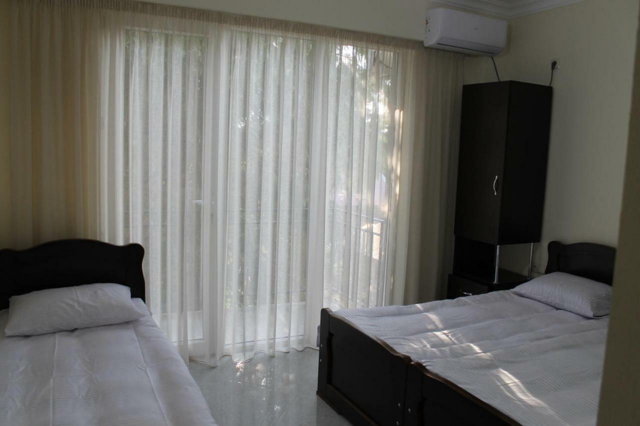 Kukaracha Hotel Ureki Buitenkant foto